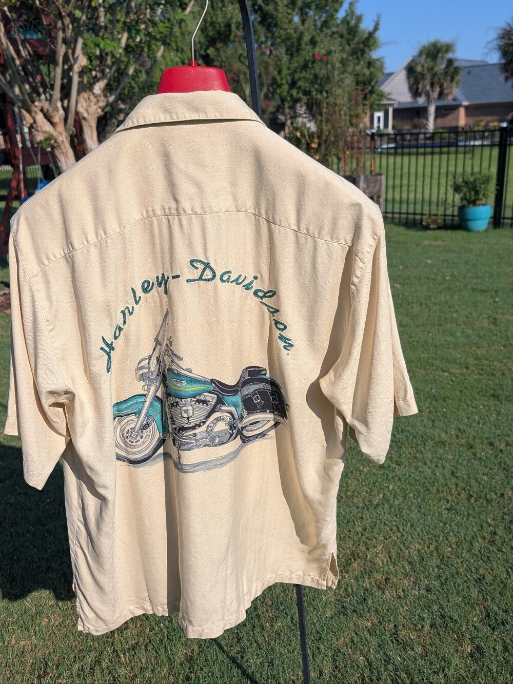Harley-Davidson Men’s Short Sleeve Beige Shirt with Motorcycle Graphic